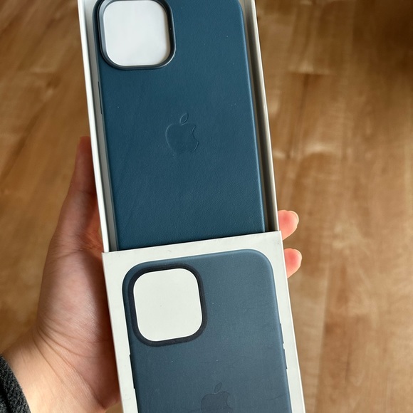 Apple iPhone 12 Pro Max Leather Case - Picture 2 of 2